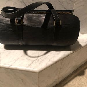 Black Louis Vuitton purse